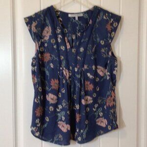 Women's Collective Concepts cap sleeve, notched v-neck top, size M